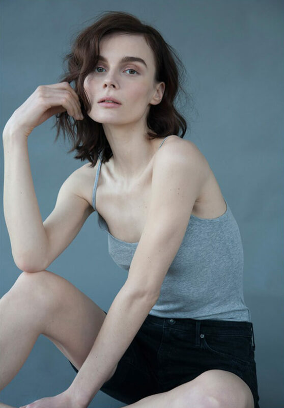 Dahlia - Sonia Deveney - Make-Up Artist